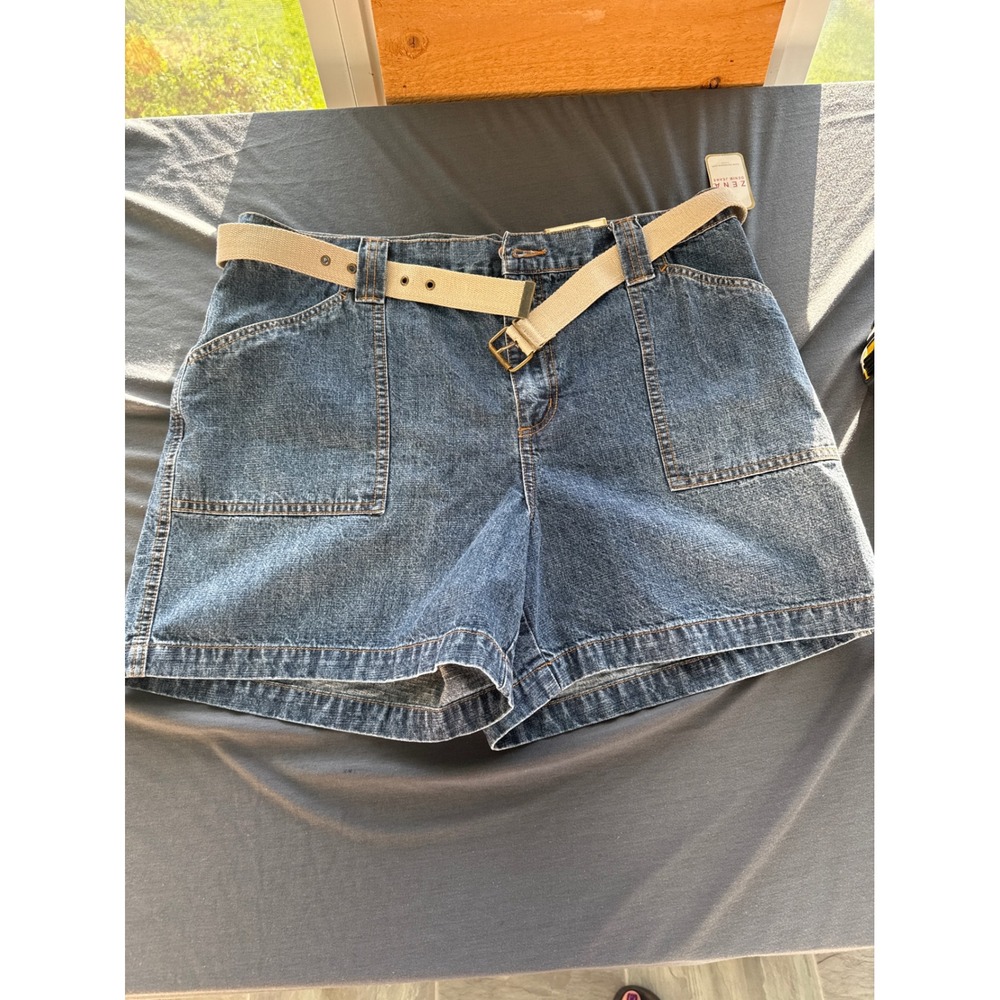 Zena Jeans Womens Vintage High Waisted Denim Shorts with Belt Medium Wash Sz 16